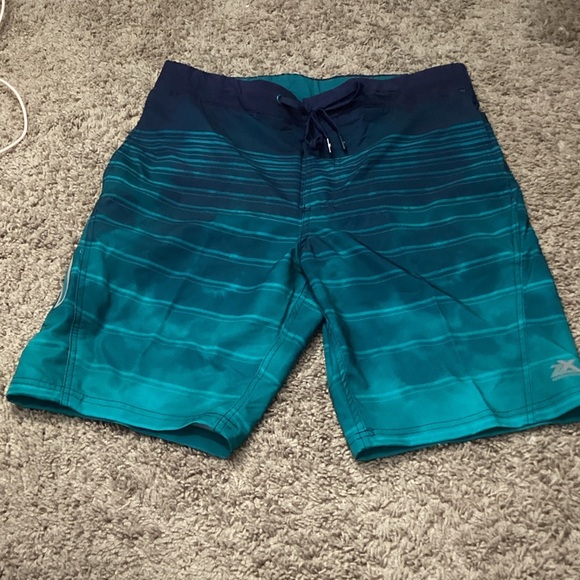 ZeroXposur Aqua and Navy Board Shorts - Picture 1 of 4
